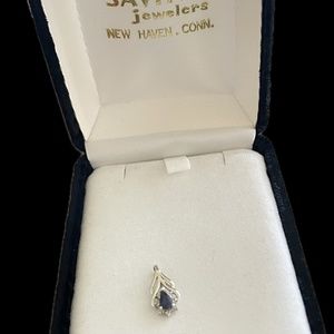 14k white Gold sapphire diamond pendant